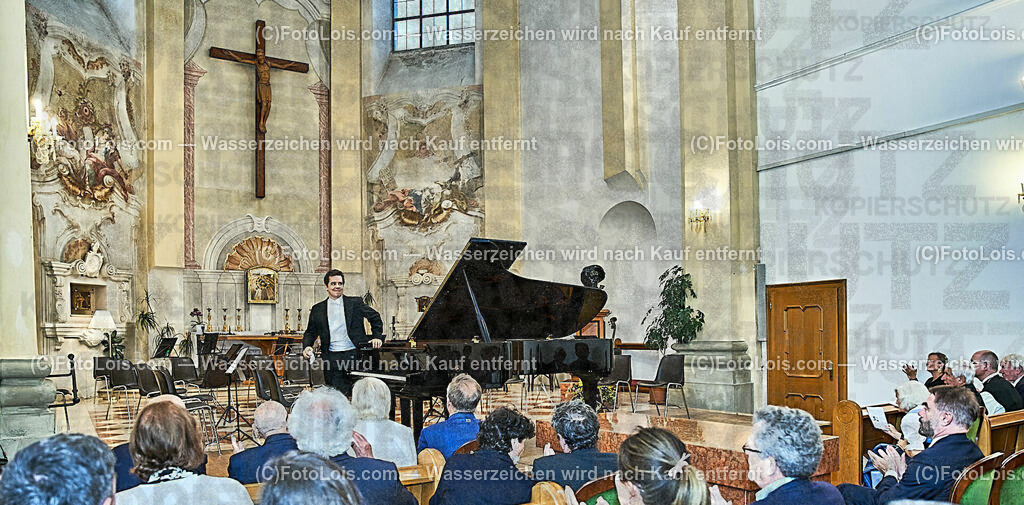 ALS0396_XXXIX-Chopin-Festival_Eroeffnungskonzert_Wunder Ingolf | (C)FotoLois.com, Alois Spandl, Eröffnungskonzert in der Kartausenkirche mit Camerata Mozartiana unter Dirigent Daniel Auner, Janusz Olejniczak (Klavier), Natalia Rehling (Klavier), Kompnistin Johanna Doderer und Ingolf Wunder (Klavier), Fr 4. August 2023  . August 2023.
