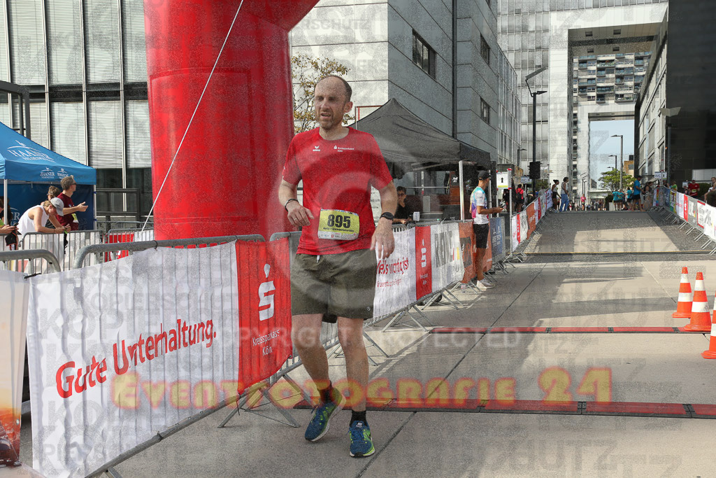 230916_1547_EX1_6572 | Sportfotografie im Rhein-Sieg Kreis, Köln, Bonn, NRW, Rheinland Pfalz, Hessen, etc. Unser Tätigkeitsfeld umfasst den Laufsport vom Volkslauf über den Marathon, Duathlon, Triathon bis zum Ultralauf wie Kölnpfad Ultra oder Schindertrail.