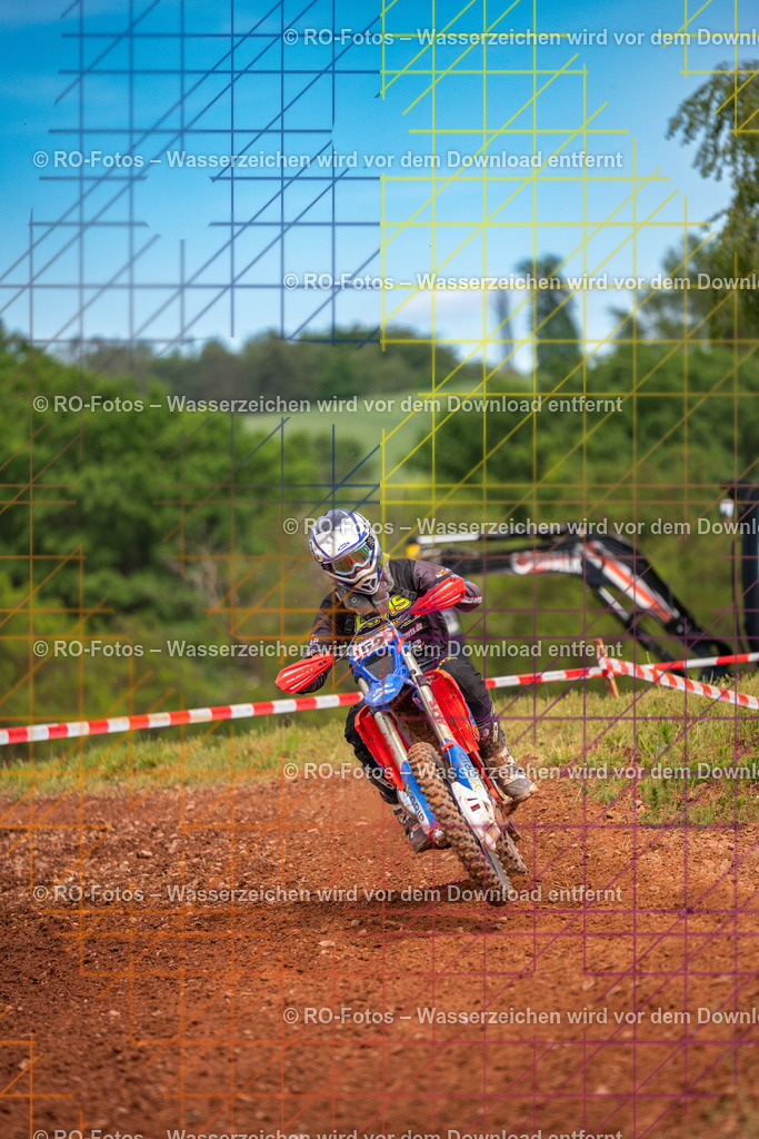 Wolfshausen 3 Lauf -392 | Sportfotografie von RO-Fotos: Motorsport, Motocross, Enduro, Laufveranstaltungen und Triathlon. Professionelle Fotos von Sportlern und Events. - Realisiert mit Pictrs.com