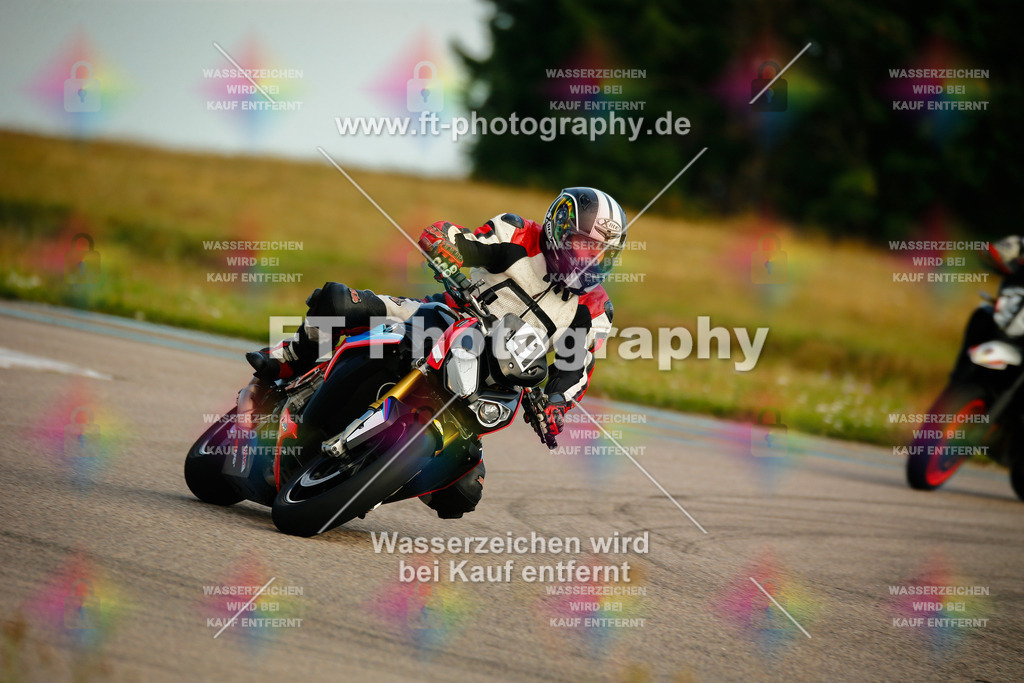 _MOT5222 | Hier findet Ihr Bilder von Touristenfahrten auf der Nürburgring Nordschleife oder von anderen Veranstaltungen die ich besucht habe. Viel Spass beim Durch Schauen 