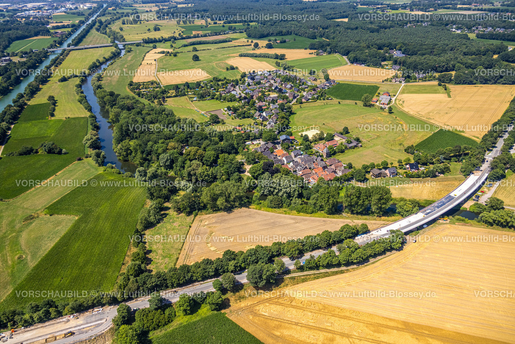 Huenxe220702674 | Luftbild, Krudenburg und Alter Wehrturm, Krudenburg, Hünxe, Ruhrgebiet, Nordrhein-Westfalen, Deutschland