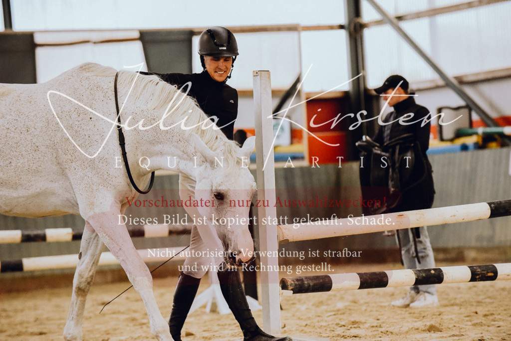DSC_7000 | Pferde- und Turnierfotografie in Westsachsen. Pferdeportraits, Auftragszeichnungen und intuitive Kunst.