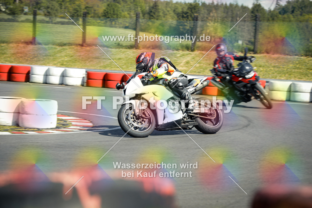 OBK_Mai_Justin_Uwe-10482 | Hier findet Ihr Bilder von Touristenfahrten auf der Nürburgring Nordschleife oder von anderen Veranstaltungen die ich besucht habe. Viel Spass beim Durch Schauen 