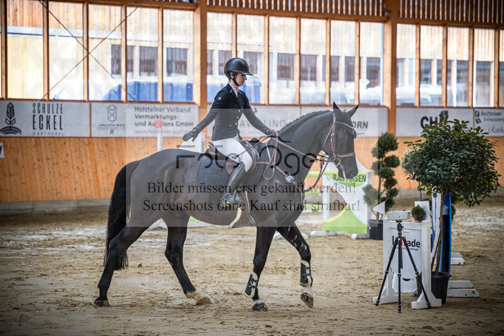 DOS_0919 | Entdecke hochwertige Reitturnierfotos von Foto Oger. Professionell, emotional und authentisch – jetzt Lieblingsmomente im Shop bestellen.Deutschlandweite Turnierfotografie. - Realisiert mit Pictrs.com