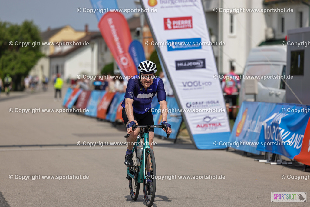 VJ__9675 | Neusiedlersee Radmarathon 2026@sportshot_your_pictrs #yourpictures#roadtowm2029 #nrm #neusiedlerseeradmarathon #neusiedlersee #neusiedlerseetourismus #burgenland #mörbisch #nrm26 #burgenlandtourismus #voglundco #poweredbyburgenlandtourismus #radsport #rad #marathon #ucigranfondo #visitburgenland #ucigranfondoworldseries