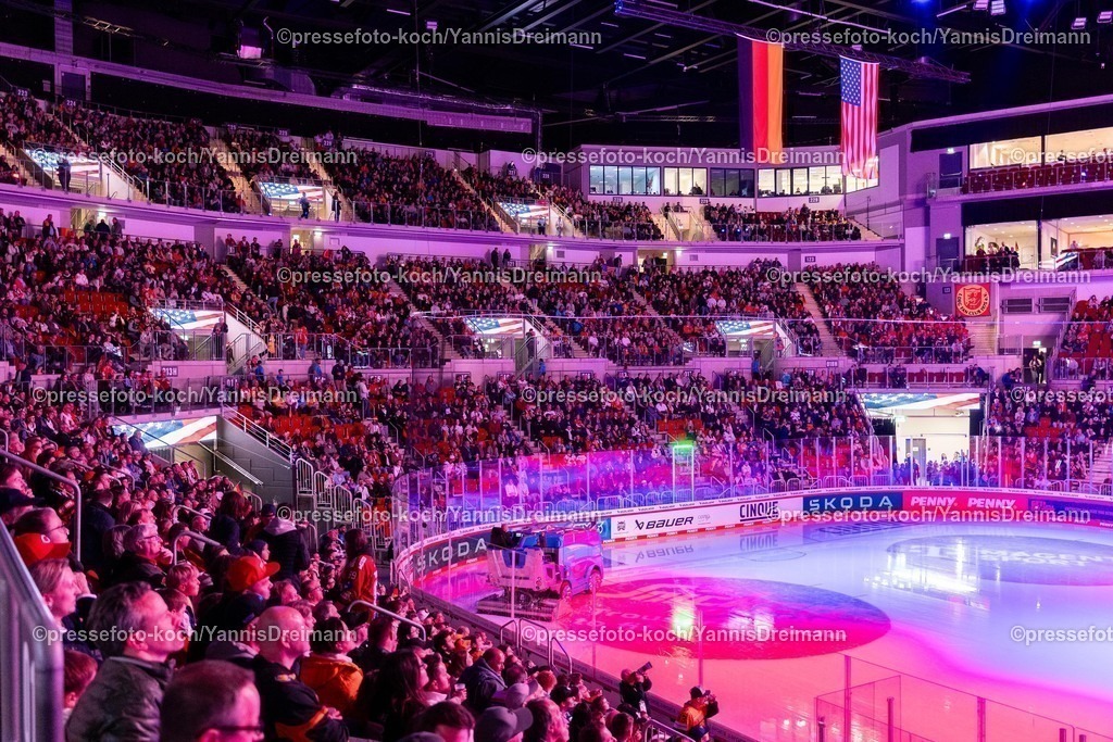 xYDR04052501002 | 04.05.2025, xydrx, Eishockey WM Qualifikation, Deutschland - USA, PSD Bank Dome: Übersichtsbild ausverkaufter PSD Bank Dome