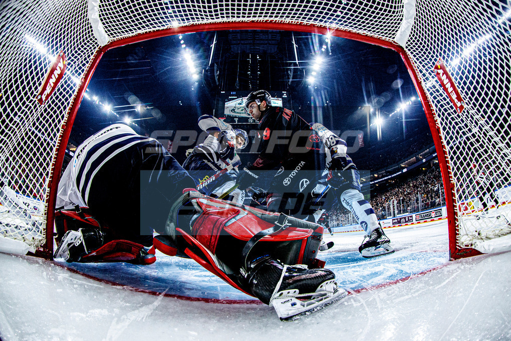 Iserlohn Roosters - Koelner Haie | 
DEL: Iserlohn Roosters - Koelner Haie - Realisiert mit Pictrs.com