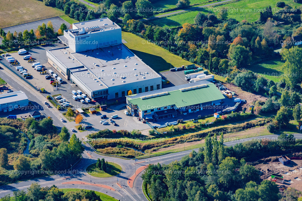 Bremerhaven_Baustoffhandel_Hasselbring_ELS_4843091022 | BREMERHAVEN 09.10.2022 Gebäude der Niederlassung des Baumarktes " Hasselbring " in Bremerhaven im Bundesland Bremen, Deutschland. // Building of the construction market " Hasselbring " in Bremerhaven in the state Bremen, Germany. Foto: Martin Elsen