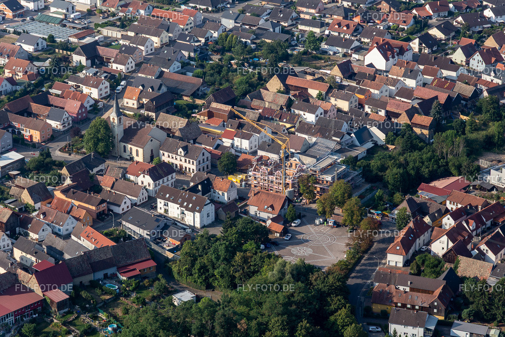 Ortsansicht der Straßen und Häuser der Wohngebiete | Luftbild: Ortsansicht der Straßen und Häuser der Wohngebiete in Kuhardt im Bundesland Rheinland-Pfalz in Deutschland. Foto: IMG_122195.jpg vom 11.08.2020 durch ©2025 Werner Riehm fly-foto.de/copyright - Realisiert mit Pictrs.com