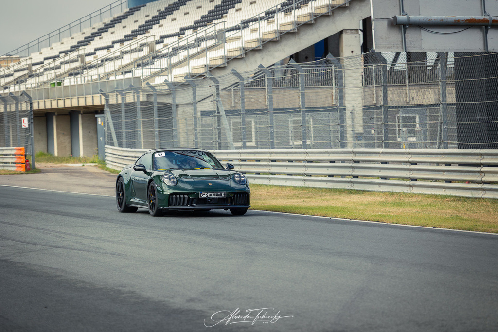 R6PZ9988 _Alexander Tschuncky | Entdecken Sie die faszinierende Welt von Alexander Tschuncky Arts: Kreative Fotografie, atemberaubende Automobilkunst und hochwertiger Bilderdruck. Lassen Sie sich inspirieren! - Realisiert mit Pictrs.com