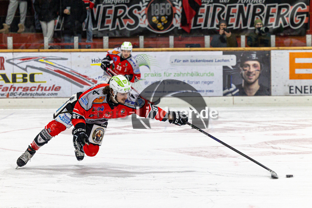 TSV Peißenberg Miners vs ERV Schweinfurt | Eishockey Bayernliga 2023/2024, TSV Peißenberg Miners vs ERV Schweinfurt, 20240114,
Lynnden PASTACHAK (Miners 97) in Aktion,
2024-01-14 in Peißenberg (Eisstadion)
97 Lynnden PASTACHAK (Miners 97)
Copyright: WolfgangxLindner foto-lindner.de
