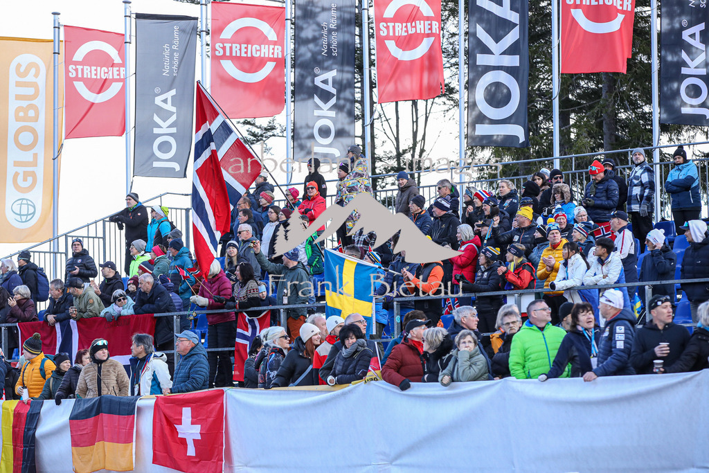 OE7A4255 | Medien- Sport- Entertainmentfotos