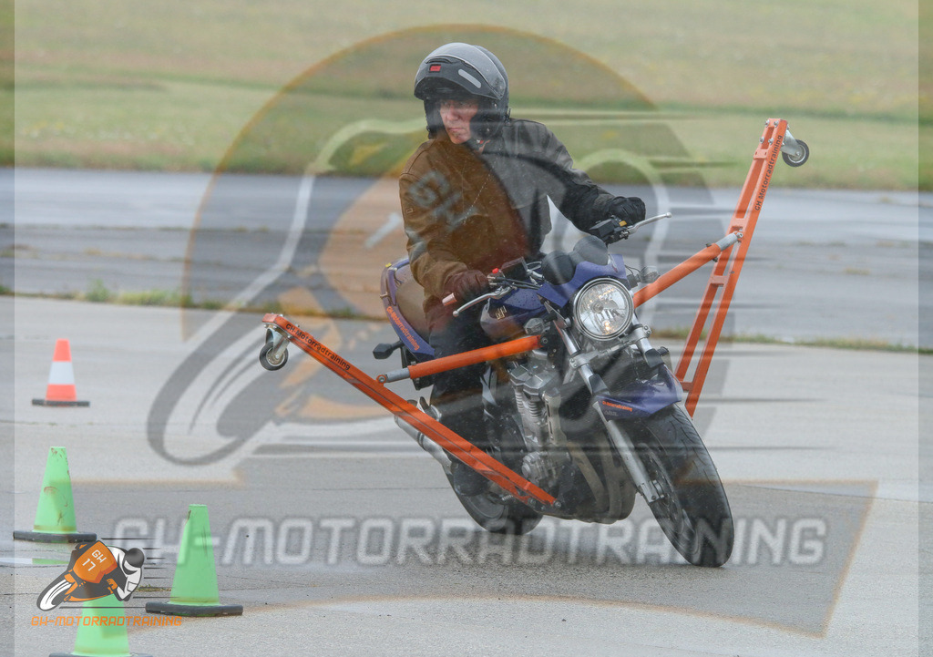 IMG_0811 | gh-motorradtraining-foto.de - Realisiert mit Pictrs.com