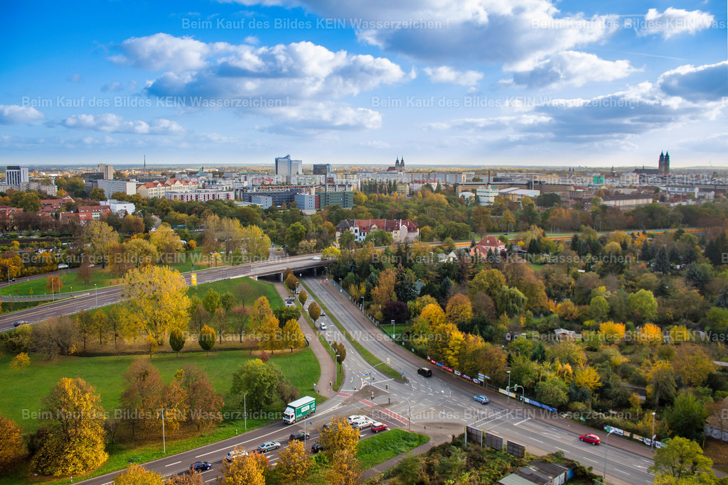 Magdeburg_Luftbild_Abfahrt_Ring_Albert-Vater_Stadtfeld-6497 | Diese Luftaufnahme stammt aus meinem Magdeburger Luftbildarchiv. Sie zeigt einen weiteren Blick auf die Landeshauptstadt aus der Vogelperspektive. Nach und nach werden alle Motive mit individuellen Informationen und Beschreibungen ergänzt. Selbstverständlich können Sie dieses Luftbild als Download oder hochwertiges Wandbild bestellen. - Realisiert mit Pictrs.com