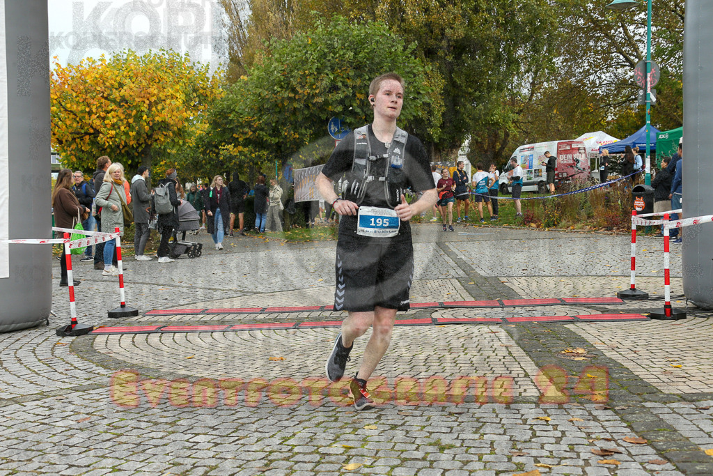 241020_1019_EX1_8725 | Sportfotografie im Rhein-Sieg Kreis, Köln, Bonn, NRW, Rheinland Pfalz, Hessen, etc. Unser Tätigkeitsfeld umfasst den Laufsport vom Volkslauf über den Marathon, Duathlon, Triathon bis zum Ultralauf wie Kölnpfad Ultra oder Schindertrail.