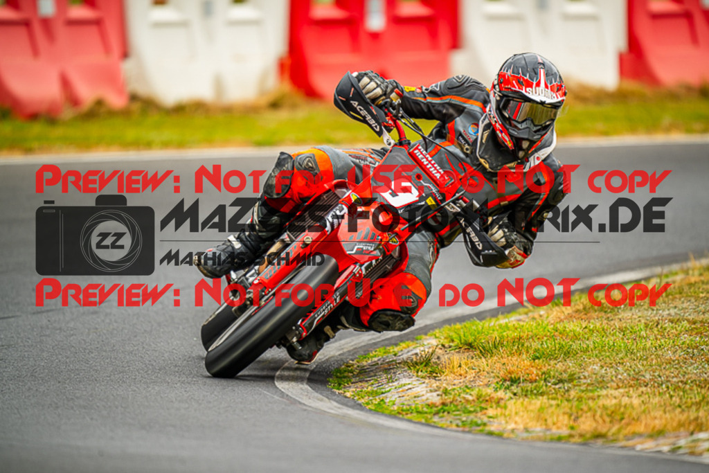 MaZZes_FotoMatrix_230701_0470 | S3