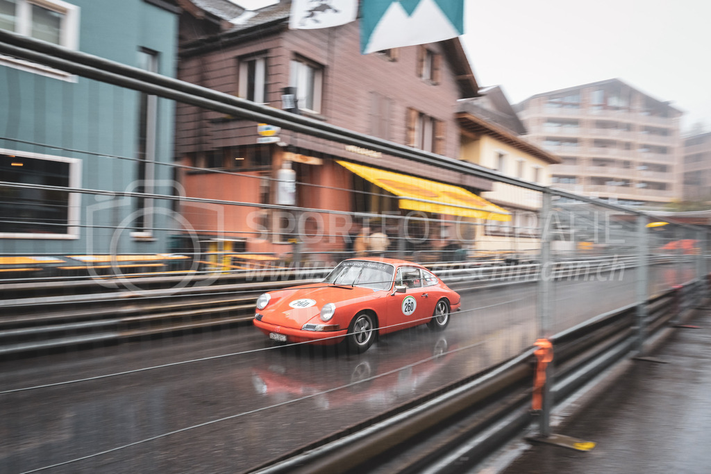 21. Arosa ClassicCar 2025 - 5. September 2025 | Guido Moresi aus Neerach (SUI) in einem Porsche 911S aus dem Jahre 1968 mit Startnummer 260 am Arosa ClassicCar 2025 in der Kategorie Classic Trophy..@arosaclassiccar, @arosa.official, #arosaclassiccar, #arosa, #76curves, #classiccarBild: Sportfotografie Markus Aeschimann | www.markus-aeschimann.ch - Realisiert mit Pictrs.com