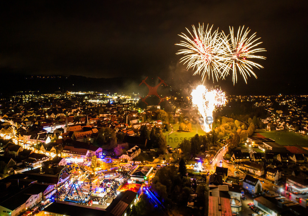 KalterMarkt2023Feuerwerk2 | luftbild-osthessen - Realized with Pictrs.com