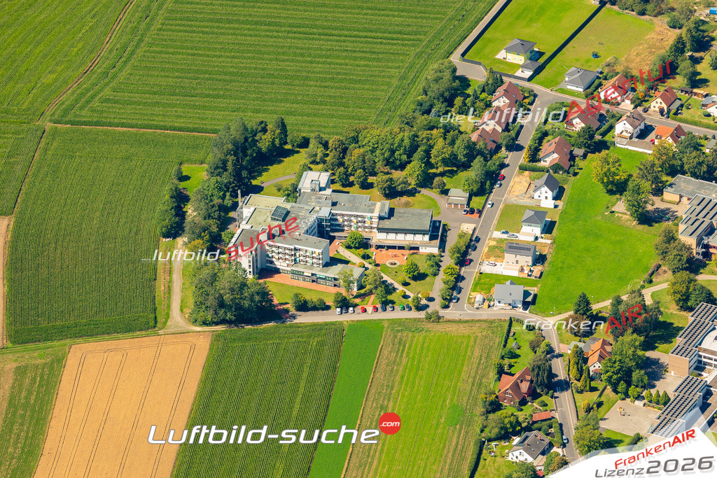 Das Luftbild zeigt :  Waldsassen - Die Luftaufnahme wurde 2023 vom UL-Flugzeug aus erstellt ( keine Drohne ) - Hochauflösende Luftaufnahme - Für grossformatige Ausdrucke geeignet. Die Geschenkidee !Mit Lizenz und Bildrechte bestellbar