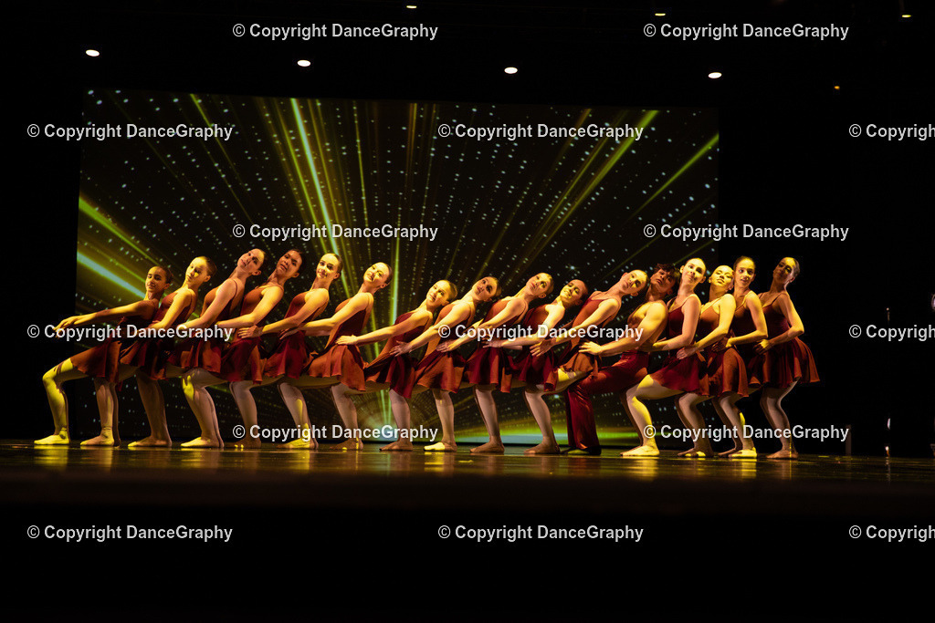 GPHY5584 | DanceGraphy - Realisiert mit Pictrs.com