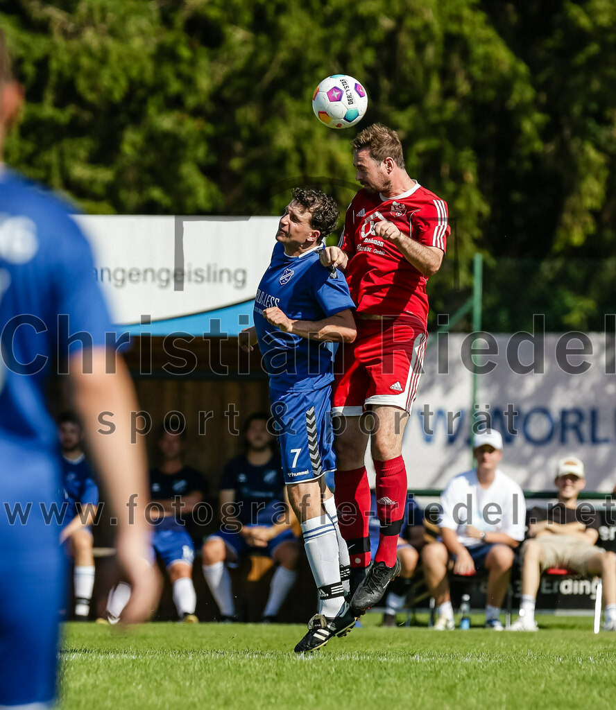 2023-09-09_042_FC_Langengeisling_III_gegen_FC_Fraunberg_II | Erding, Deutschland, 09.09.2023:
Fußball, C-Klasse 2023 / 2024, 6. Spieltag, FC Langengeisling III gegen FC Fraunberg II, Endergebnis: 1:2

Foto: Christian Riedel / fotografie-riedel.net