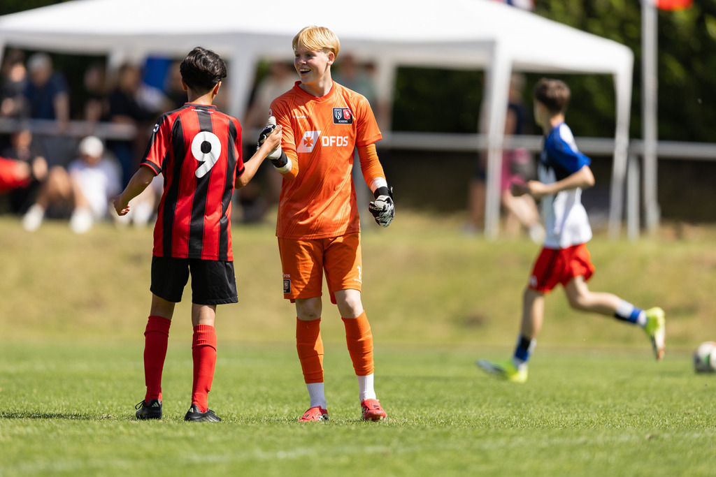 Fußball I Männer I 40. Pfingscup Hollage I 13168 | realhellocedii - Realisiert mit Pictrs.com