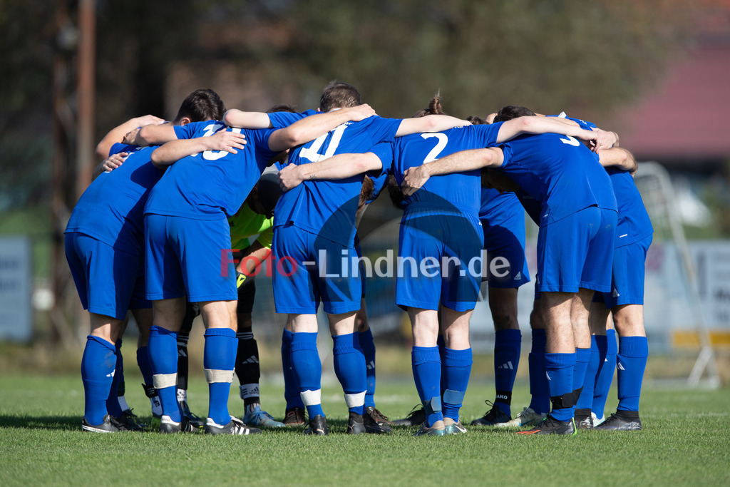 SG SV Eberfing/SV Söchering gegen FC Seeshaupt | Fußball A-Klasse Herren Gruppe 5, SG SV Eberfing/SV Söchering gegen FC Seeshaupt, 20241027,,2024-10-27 in Eberfing (Sportpark Eberfing), Copyright: WolfgangxLindner www.foto-lindner.de