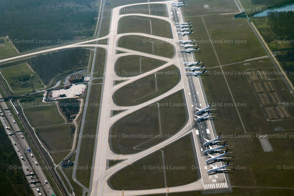 4020773 | Startbahn Nord mit Coronabedingt abgestellten Lufthansa Maschinen, Flughafen, Frankfurt am Main