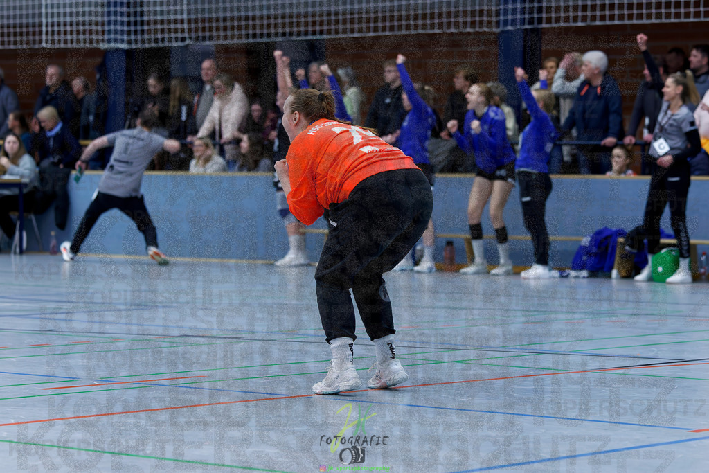 Handball Frauen Oberliga Mitte, HSG Eibelshausen/Ewersbach - HSG Lumdatal | Handball Frauen Oberliga Mitte, HSG Eibelshausen/Ewersbach - HSG Lumdatal am 21.02.2026 in Dietzhölztal-Steinbrücken (Sporthalle am Hammerweiher)Photo © 2026 - Jörg Heinrich - Realisiert mit Pictrs.com