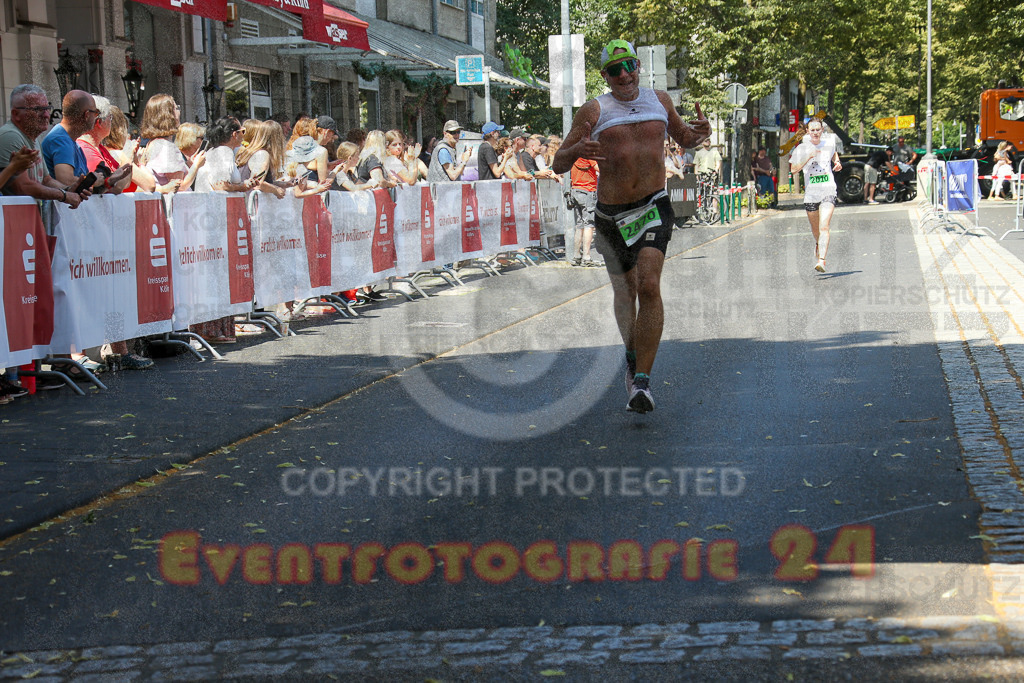 250621_1150_EX1_4135 | Sportfotografie im Rhein-Sieg Kreis, Köln, Bonn, NRW, Rheinland Pfalz, Hessen, etc. Unser Tätigkeitsfeld umfasst den Laufsport vom Volkslauf über den Marathon, Duathlon, Triathon bis zum Ultralauf wie Kölnpfad Ultra oder Schindertrail.
