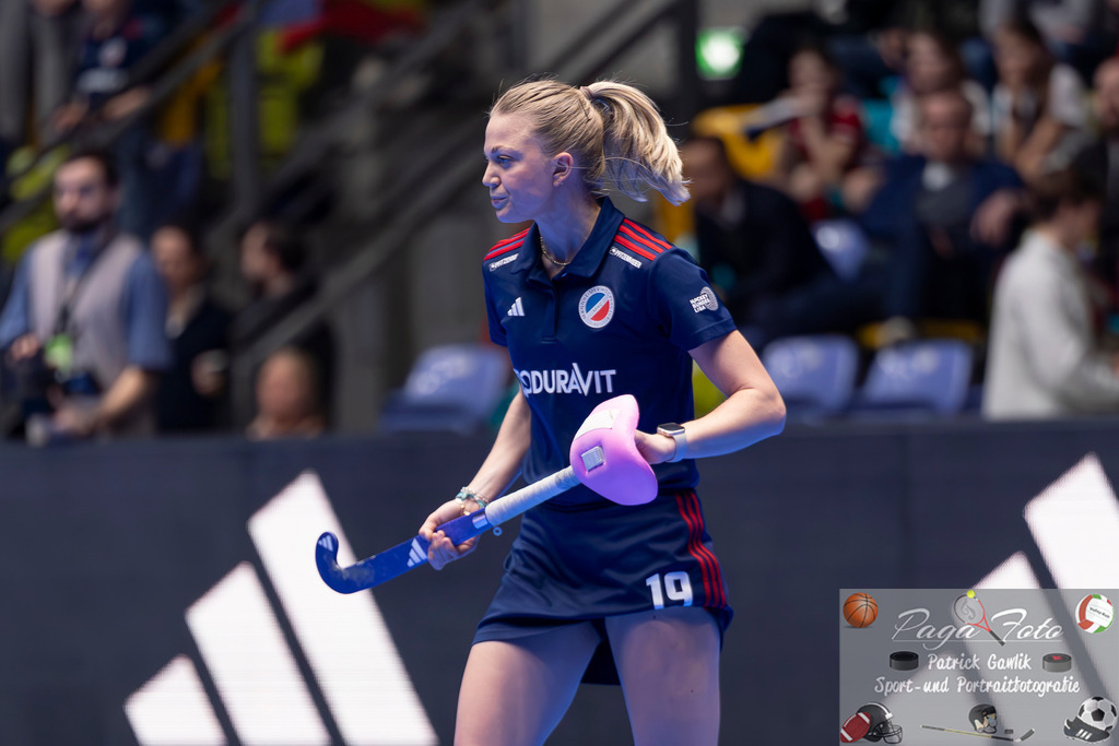 Volvo E.R.B. Final 4 Finale Frauen: Berliner HC - Mannheimer HC, 26.01.2025 | Verena Neumann (Mannheimer HC #19), Freisteller, Portrait, Porträt, Berliner HC - Mannheimer HC, Frankfurt, Süwag Arena, 26.1.2025 - Realisiert mit Pictrs.com