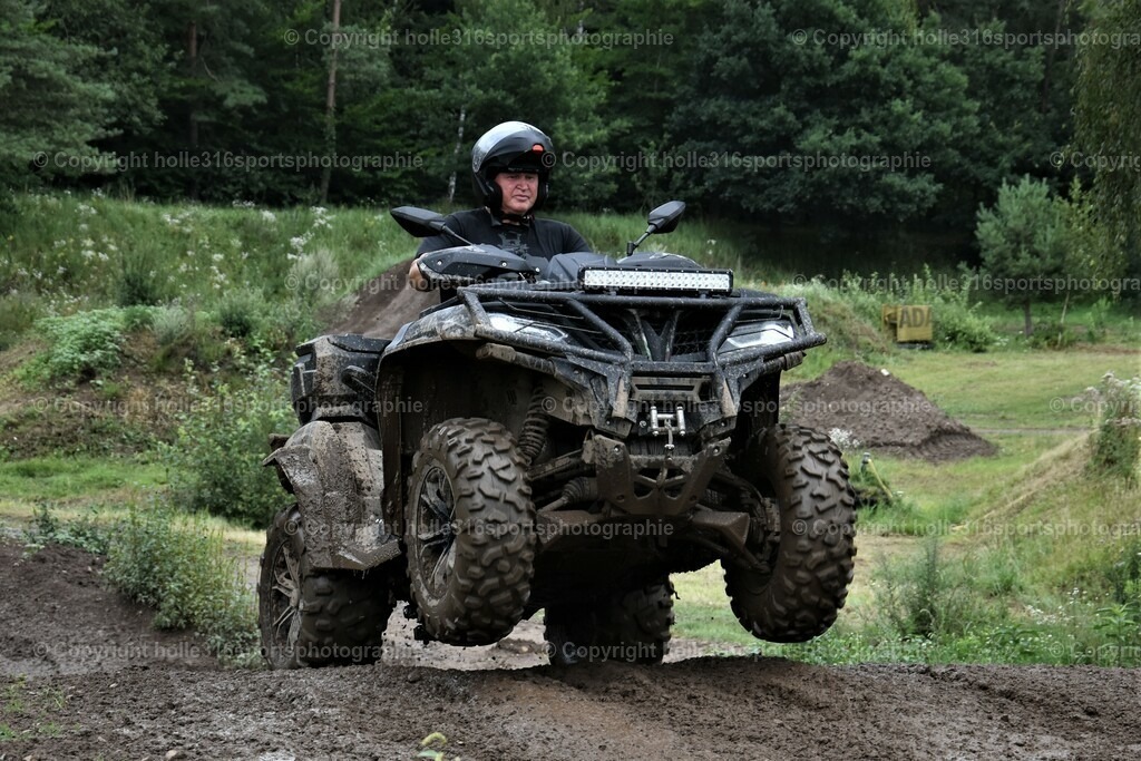 DSC_0034 (2) | Sportfotografie , Motorsport, Motoross, Reitsport, Mointainbike, Enduro,
Landschaft , Outdoor, Eventfotografie, Landschaft, Bilder online bestellen - Realisiert mit Pictrs.com