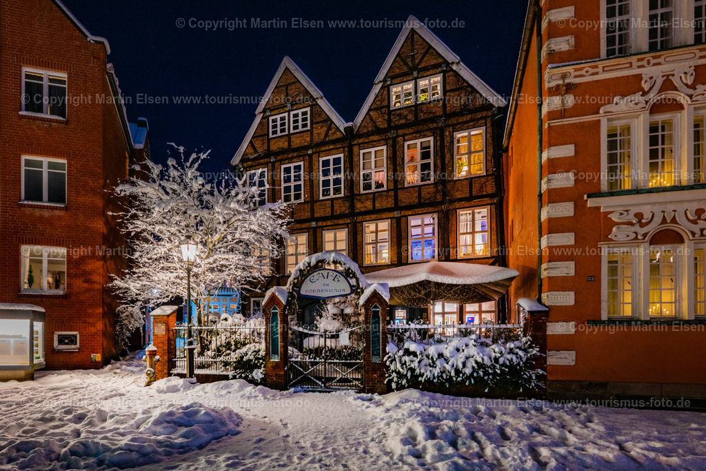 Stade Fischmarkt Goeben Cafe Altstadt Winter Schnee_ELS_2493030126 | Fotos aus den Touristenorten aus Norddeutschland. - Realisiert mit Pictrs.com