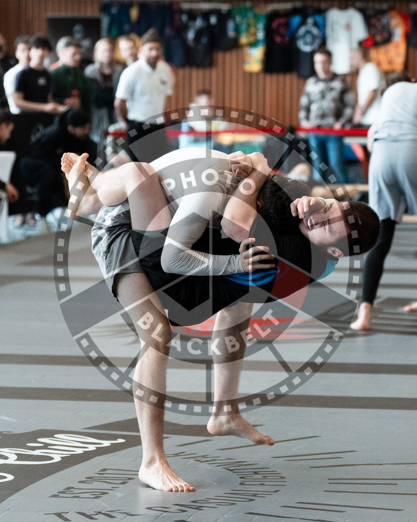 20251129PBB6776 | Fighters compete during the luta livre competition ILLCS XI winter edition on November 29, 2025 in Hannover, Germany.