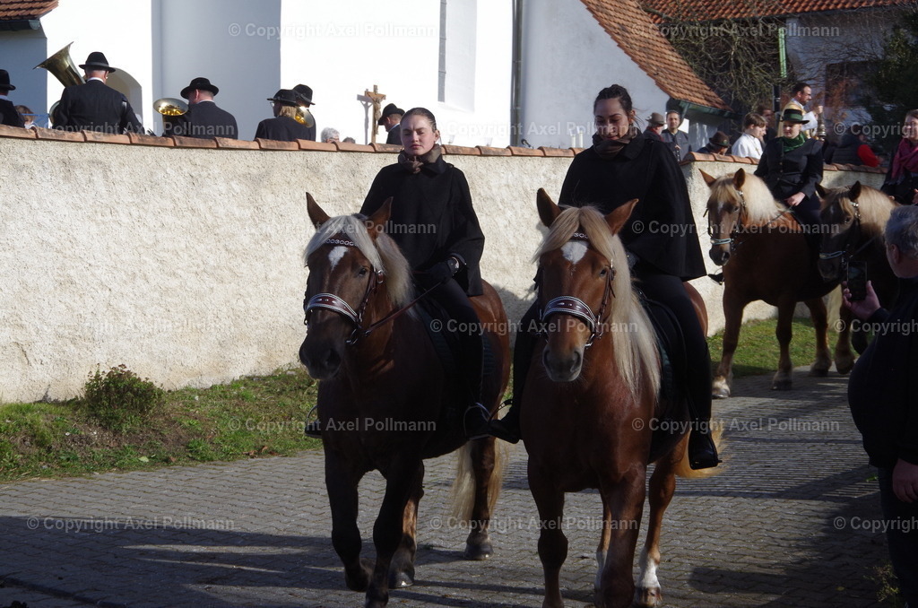 IMGP1394 | fotografiert von Axel PollmannLeonhardi Wallfahrt Benediktbeuern und Murnau, Fronleichnam, Fasching, Landschaft im Loisachtal und Benediktbeuern  - Realisiert mit Pictrs.com