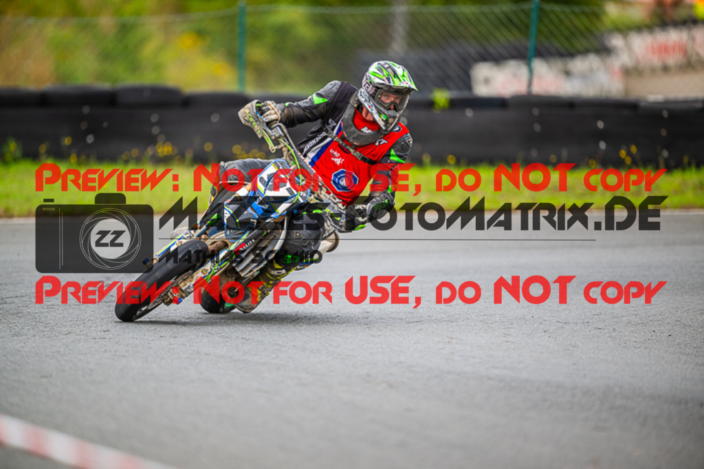 MaZZes_FotoMatrix_230813_6586 | UE40