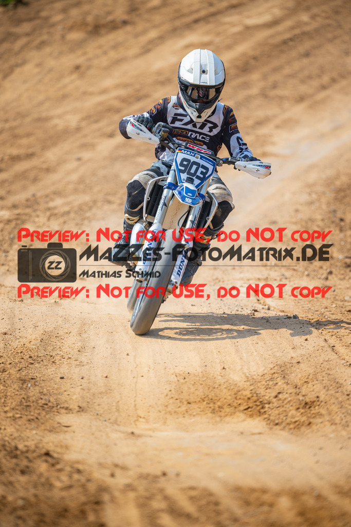 MaZZes-Fotomatrix-20260816-615376 | ROOKIES