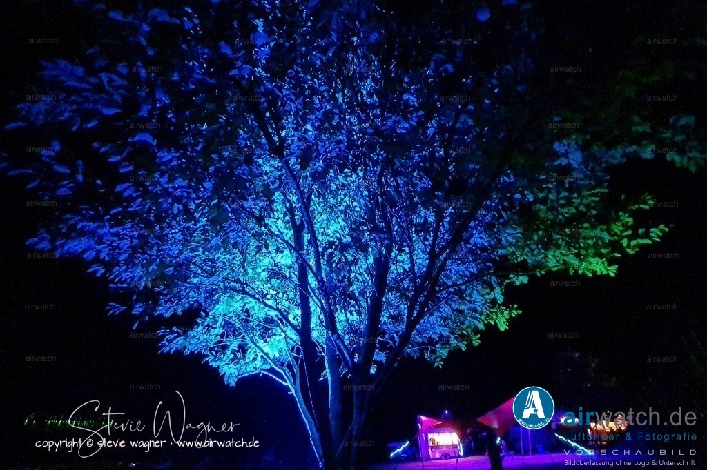 Bachblyten® Festival 2023 | Entdecken Sie atemberaubende Luftbilder und Fotografien auf airwatch.de - Tauchen Sie ein in eine Welt voller faszinierender Aufnahmen aus der Vogelperspektive.