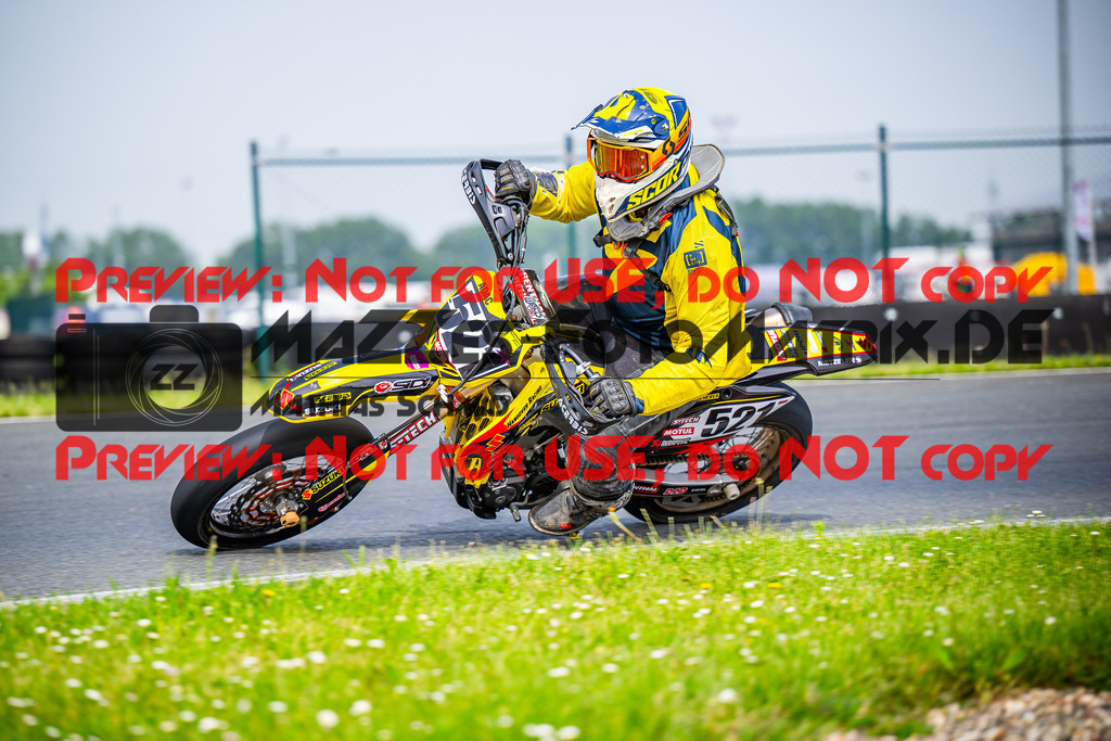 MaZZes_FotoMatrix_240621_6021986_0324 | GELL