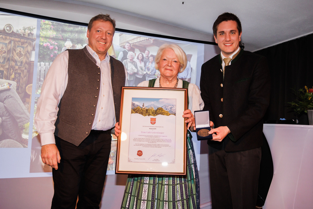 GT2A1722 | ap-design // andreas plenk - Realisiert mit Pictrs.com