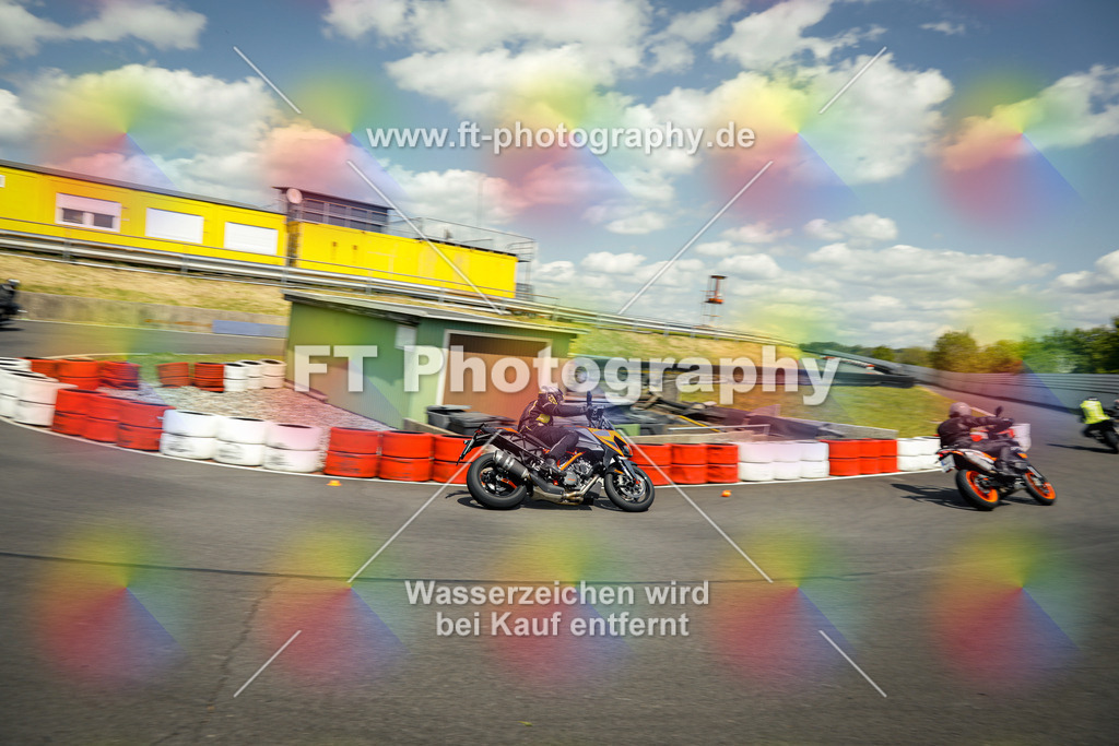 OBK_Mai_Volker_Adam-10889 | Hier findet Ihr Bilder von Touristenfahrten auf der Nürburgring Nordschleife oder von anderen Veranstaltungen die ich besucht habe. Viel Spass beim Durch Schauen 