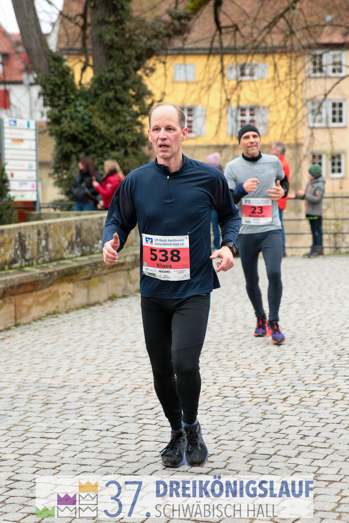 VR Bank Hauptlauf 10000m | 3 Koenigslauf 2023 - Realisiert mit Pictrs.com