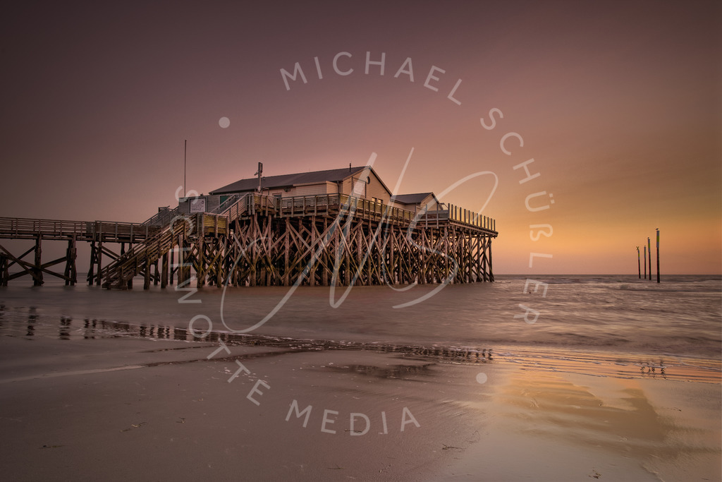 2021-07-17 Nordsee - 146 | Sonnenuntergang - Strandbar St. Peter-Ording - Realisiert mit Pictrs.com