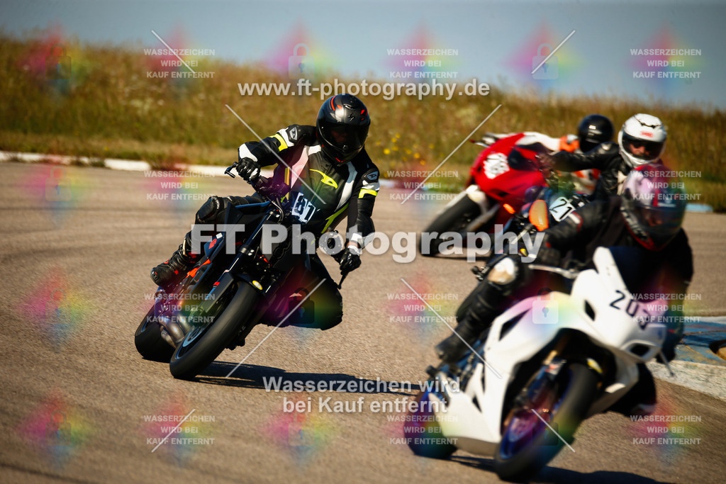 _MOT8997 | Hier findet Ihr Bilder von Touristenfahrten auf der Nürburgring Nordschleife oder von anderen Veranstaltungen die ich besucht habe. Viel Spass beim Durch Schauen 