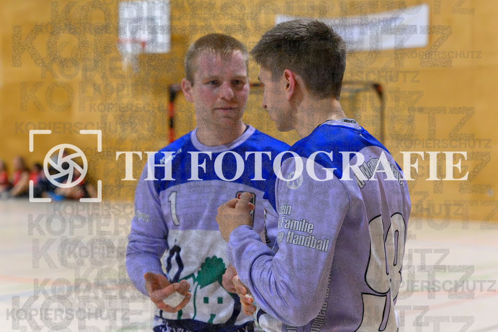 GER, SG Maulburg/Steinen - HSV Schopfheim, Handball, Landesliga, 4. Spieltag, Saison 2023/2024, 14.10.2023 | Rubens Freuschle (SG Maulburg/Steinen, #01), Eike Nasdala (SG Maulburg/Steinen, #98)

GER, SG Maulburg/Steinen - HSV Schopfheim, Handball, Landesliga, 4. Spieltag, Saison 2023/2024, 14.10.2023

Foto: TH Fotografie/Thomas Hess