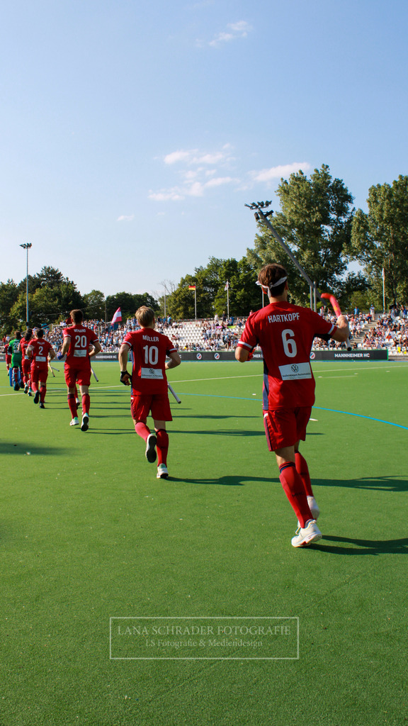 DM 23 Herren HF Mannheimer HC - UHC Hamburg 03.06.23-055 | lanaschraderfotografie - Realisiert mit Pictrs.com