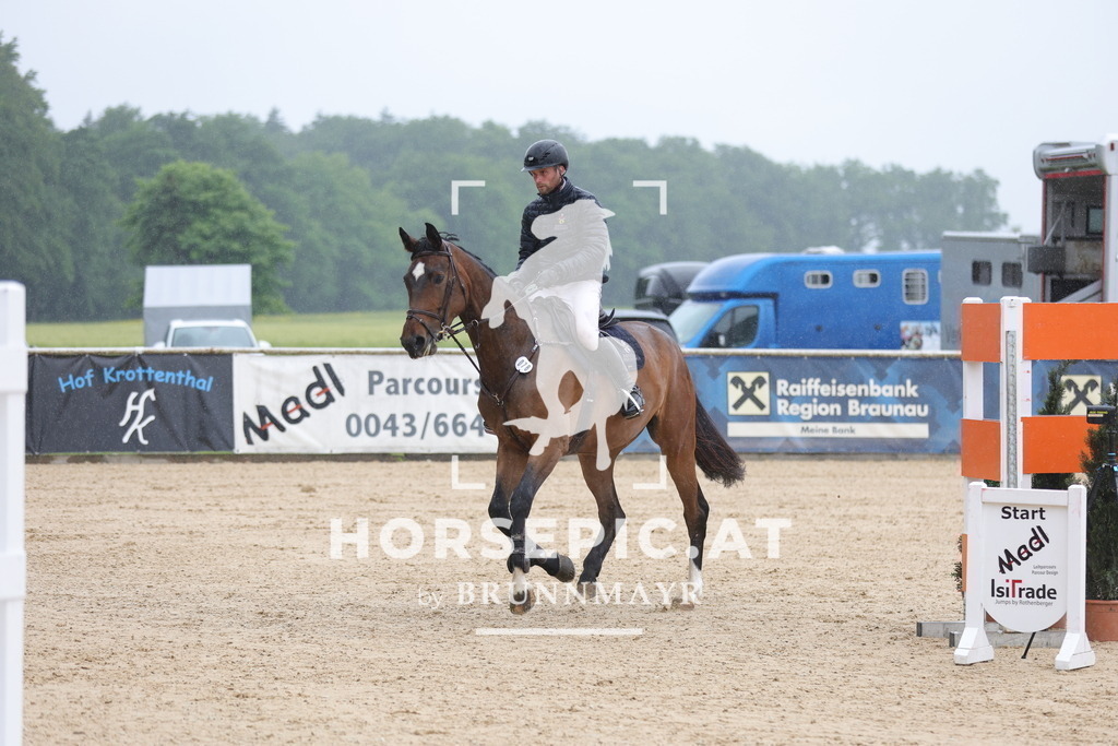 0P6A2129 | Willkommen bei Brunnmayr - Design & Fotografie – Ihrem Spezialisten für Reitturniere und Pferdeveranstaltungen in Oberösterreich, Salzburg und Bayern! Seit über 17 Jahren sind wir leidenschaftlich dabei.