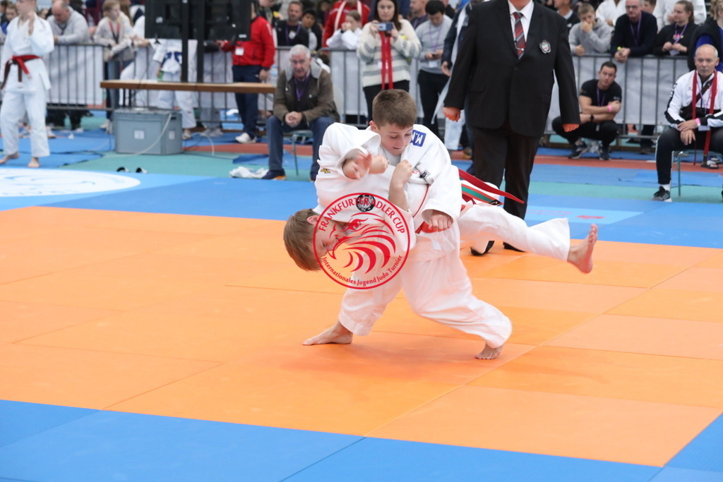 1J7A2737 | Fotos vom Adler Cup - Pictures from Adler Cup

Hier findet Ihr alle Eindrücke und großen Momente der Adler Cup Wochenenden. Here you will find all impressions and great moments of the Adler Cup weekends. - Realisiert mit Pictrs.com