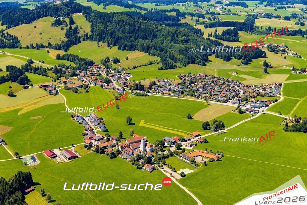 Schrägluftbild  Speiden  Eisenberg - Das Luftbild wurde 2025 vom UL-Flugzeug heraus erstellt ( keine Drohne ) - Hochauflösende Luftaufnahme -Nicht vergleichbar mit Google Maps oder Satelittenbilder- Die Geschenkidee !Mit Lizenz und Bildrechte bestellbar