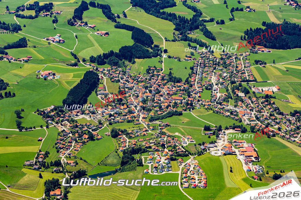 Aktuelles Luftbild von Ried Bernbeuren - Die Luftaufnahme wurde 2022 mittels UL-Flugzeug erstellt ( keine Drohne ) - hochauflösende Kamera-Systeme von  Canon -Beste Qualität - Für grossformatige Ausdrucke geeignet. Die Geschenkidee !